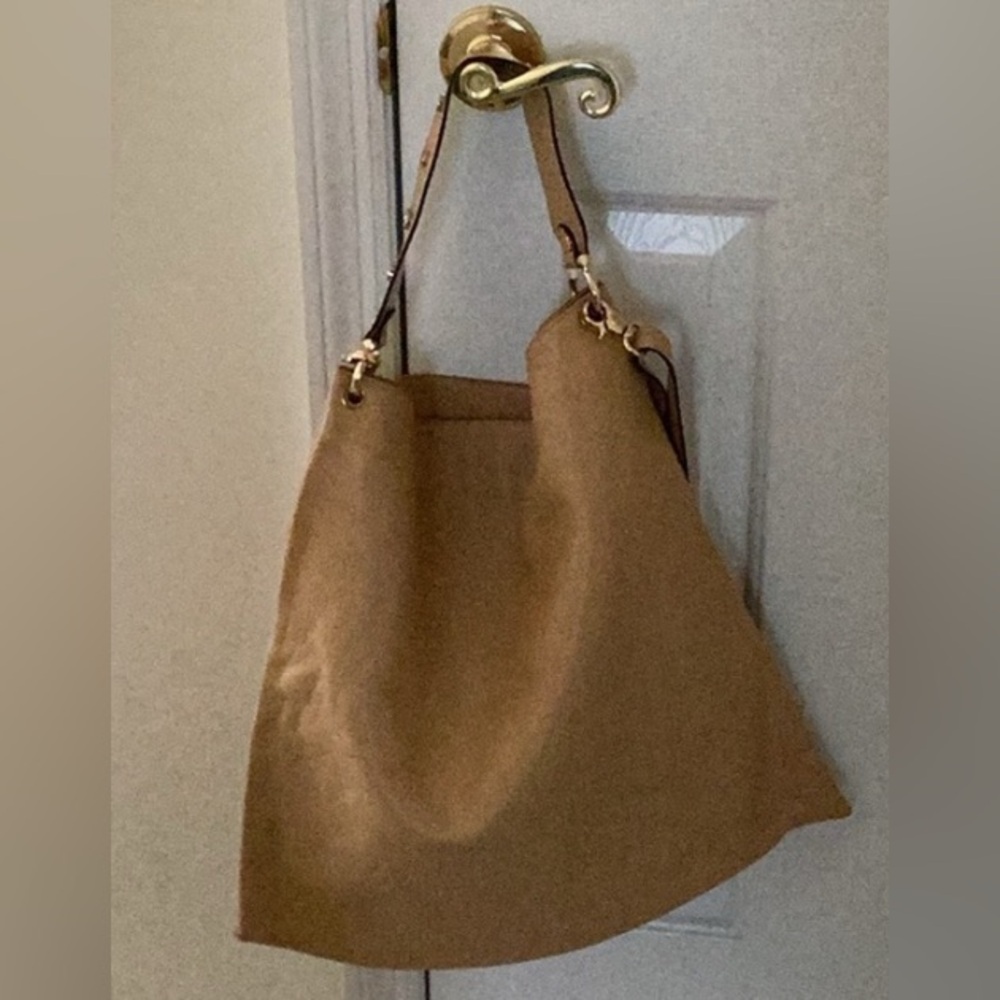 Maddalena Scanu leather slouchy hobo shoulderbag 70s boho Purse Quiet luxury